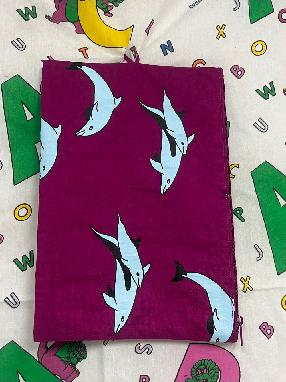 BAGGU LARGE GO POUCH Summer 2026 Collection Swimming Blue Dolphins Go Pouch